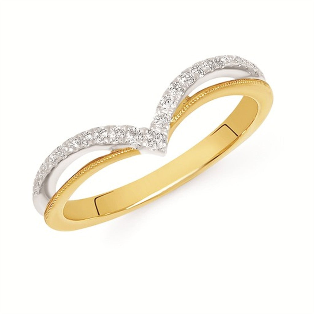 14K Two-Tone Chevron Diamond Milgrain Band – .16CTW Style & Shine