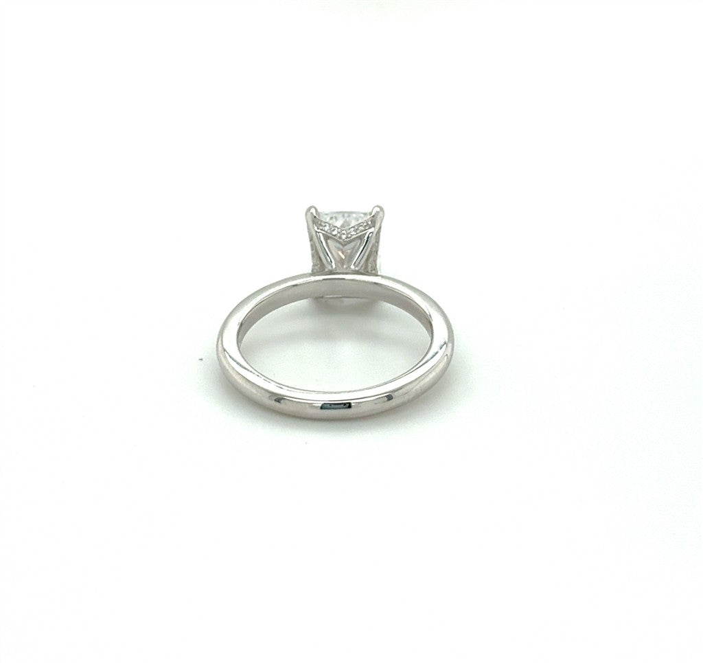 14K White Gold Kaitlyn Solitaire Engagement Ring – Hidden Halo