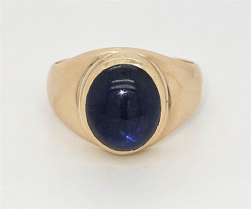 10K Yellow Gold Oval Blue Cabochon Stone Ring