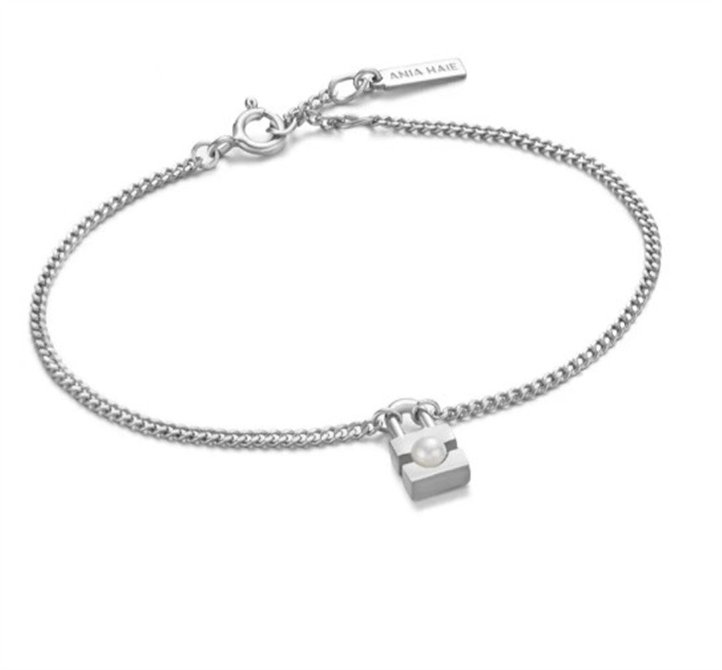 SS Shell Pearl Padlock Bracelet – Modern Charm & Timeless Style