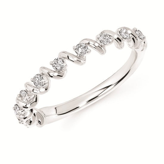 1/4 Ctw. Diamond Fashion Ring in 14K Gold