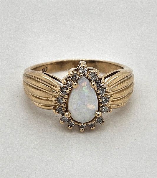 14KY OPAL RING W/SMALL DIAMOND