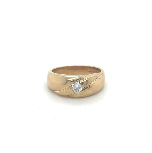 14K Gold Ring with 0.25ct Diamond