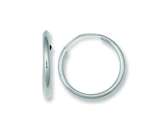 14K White Gold Diamond-Cut Hoop Earrings – 1.5x30mm